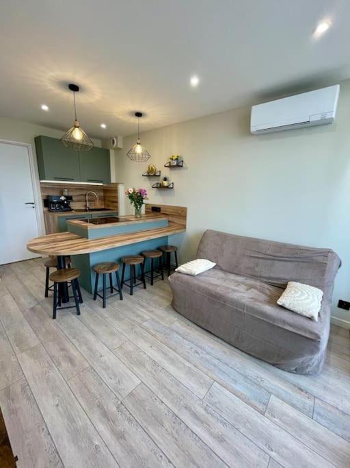 Appartement 6 Personnes Льо Гро-дю-Роа Екстериор снимка